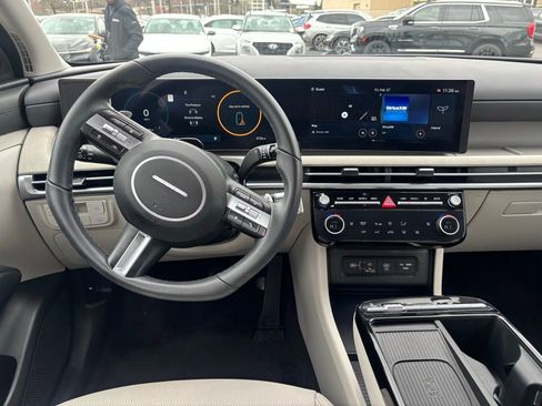 Certified 2025 Hyundai Tucson SEL image 7