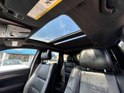 Used 2017 Jeep Grand Cherokee Limited 75th Anniversary AWD/4WD image 21