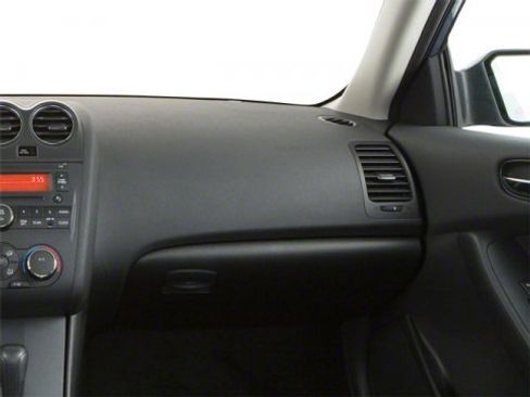 Used 2010 Nissan Altima 3.5 SR w/ Premium Pkg image 21