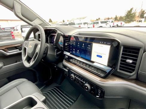 New 2026 Chevrolet Silverado 1500 LT w/ Leather Package image 44