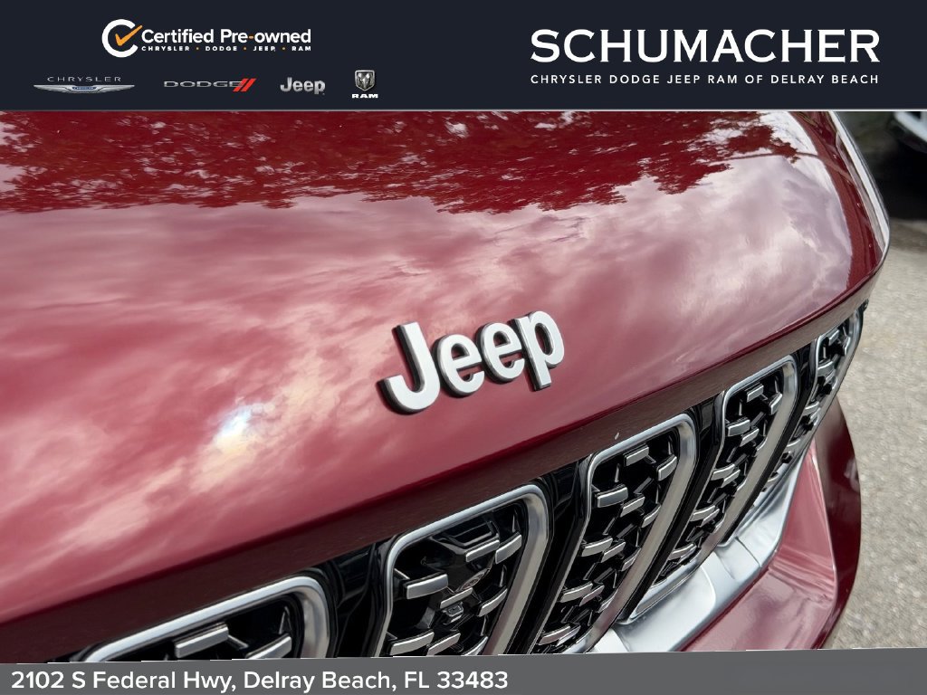 Used 2023 Jeep Grand Cherokee Summit w/ Adv Protech Group IV RWD image 10