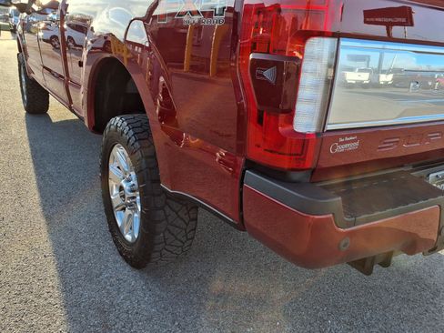 Used 2017 Ford F350 Platinum image 27