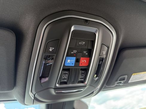 New 2026 Jeep Grand Cherokee L 4WD image 18