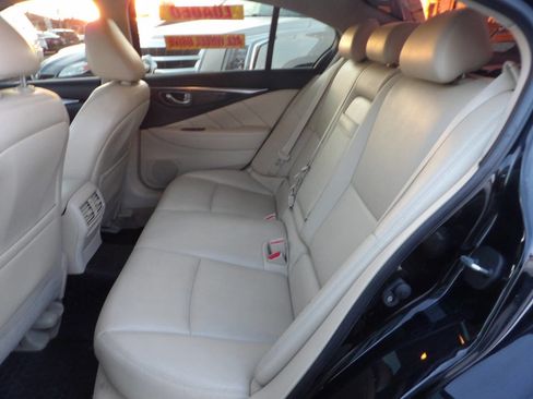 Used 2018 INFINITI Q50 Luxe w/ Essential Package (3.0T Luxe) image 10