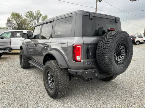 Used 2022 Ford Bronco Black Diamond w/ Sasquatch Package image 13