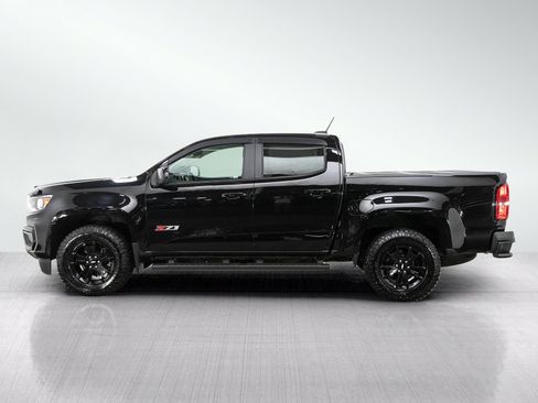 Used 2022 Chevrolet Colorado Z71 w/ Z71 Midnight Edition AWD/4WD image 2