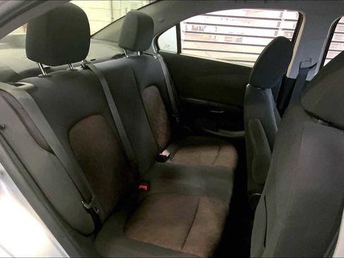 Used 2020 Chevrolet Sonic LT w/ Convenience Package image 18