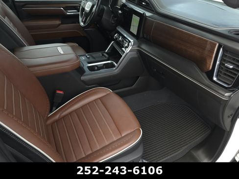 Used 2024 GMC Sierra 2500 Denali Ultimate AWD/4WD image 43