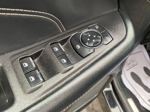 Used 2024 Ford Edge Titanium image 13