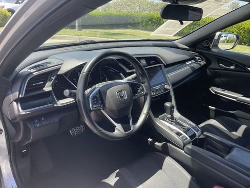 Used 2019 Honda Civic Sport image 10