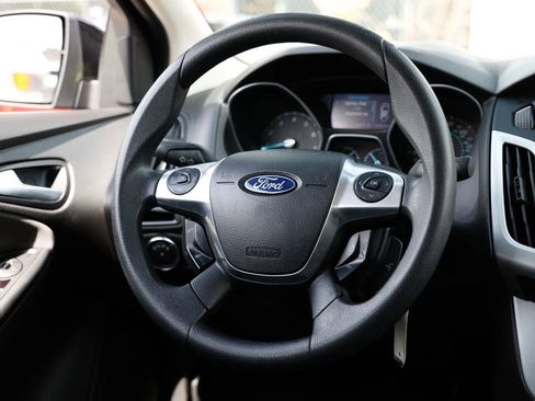 Used 2012 Ford Focus SE FWD image 27