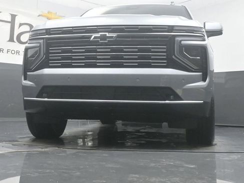 New 2026 Chevrolet Suburban High Country AWD/4WD image 35