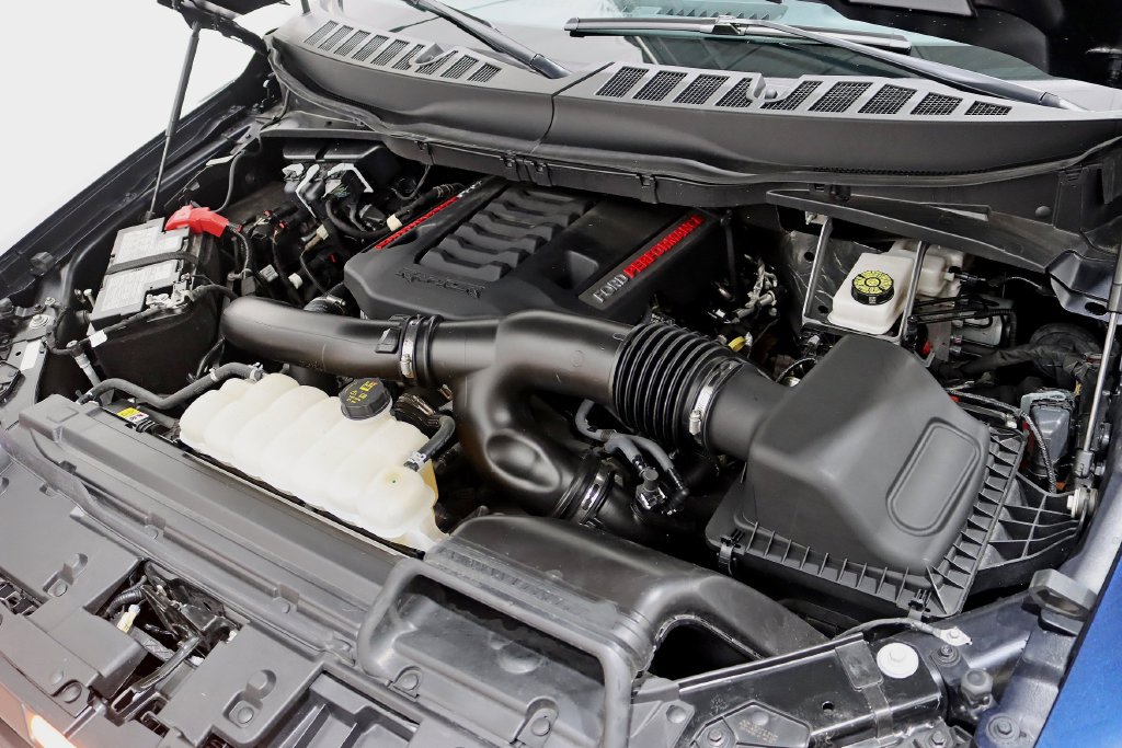 Used 2025 Ford F150 Raptor AWD/4WD image 42