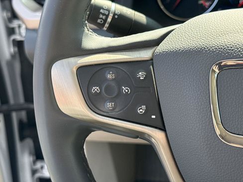Used 2023 GMC Acadia Denali AWD/4WD image 16