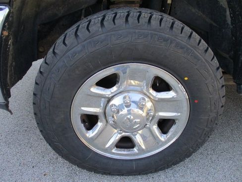 Used 2016 RAM 3500 Tradesman image 32