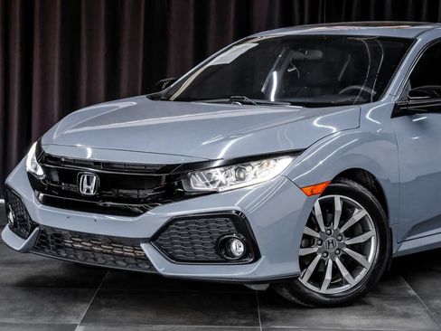 Used 2018 Honda Civic EX image 7