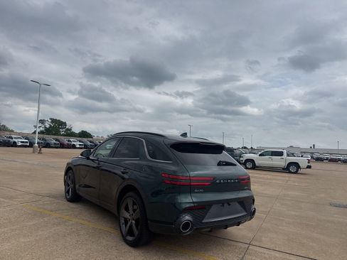 Used 2022 Genesis GV70 3.5T Sport w/ Sport Prestige Package image 16