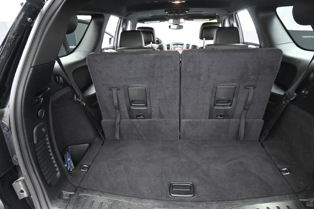 Used 2018 Dodge Durango R/T w/ Blacktop Package AWD/4WD image 28