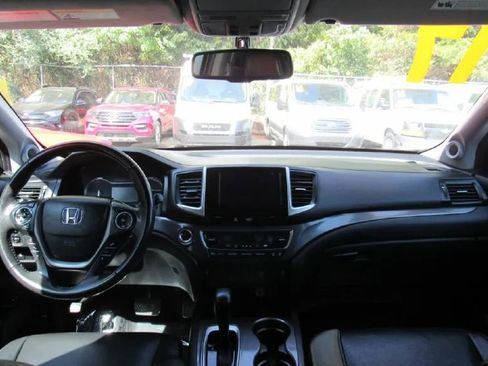 Used 2017 Honda Pilot EX-L image 19