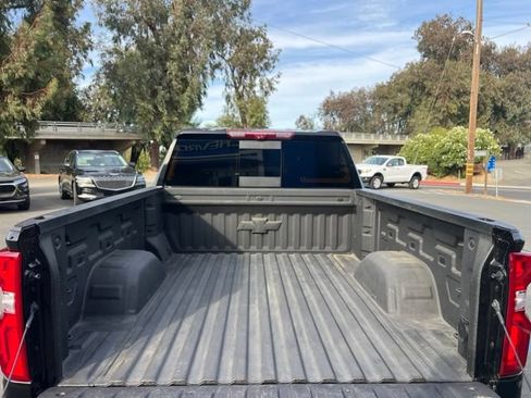 Used 2025 Chevrolet Silverado 1500 High Country w/ Midnight Edition AWD/4WD image 27