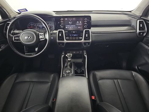 Used 2021 Kia Sorento S w/ Panoramic Sunroof Package FWD image 11