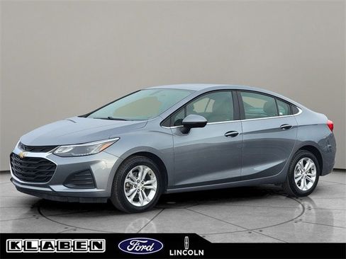 Used 2019 Chevrolet Cruze Diesel w/ Sun And Sound Package image 1