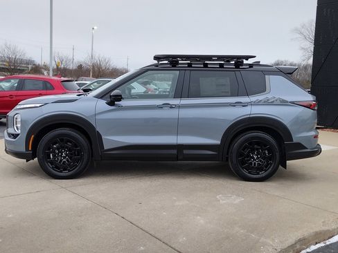 New 2026 Mitsubishi Outlander Trail Edition image 19