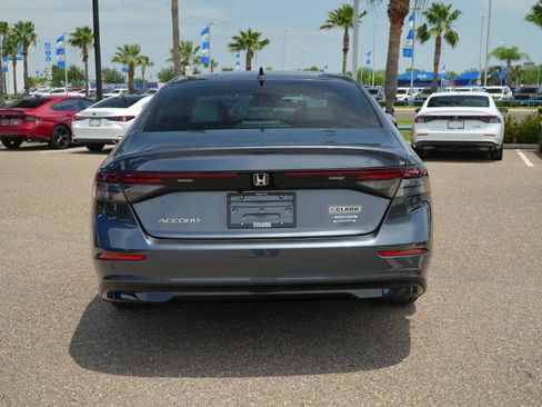 Used 2025 Honda Accord Touring image 6