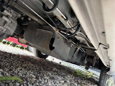 Used 2001 Chevrolet Astro Passenger AWD image 32