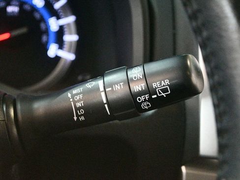 Used 2018 Toyota 4Runner SR5 Premium image 65