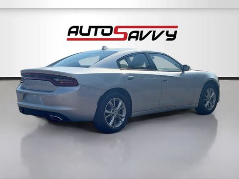 Used 2022 Dodge Charger SXT w/ Driver Convenience Group AWD/4WD image 7