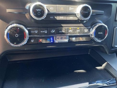 New 2026 Ford F250 Lariat w/ Lariat Ultimate Package AWD/4WD image 17
