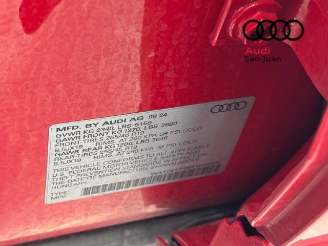 Certified 2025 Audi Q3 2.0T Premium w/ Black Optic Sport Package AWD/4WD image 39