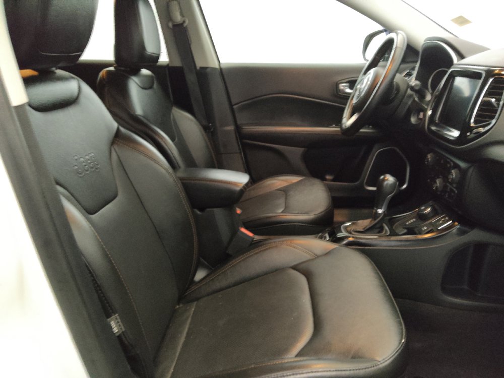 Used 2020 Jeep Compass Limited AWD/4WD image 21