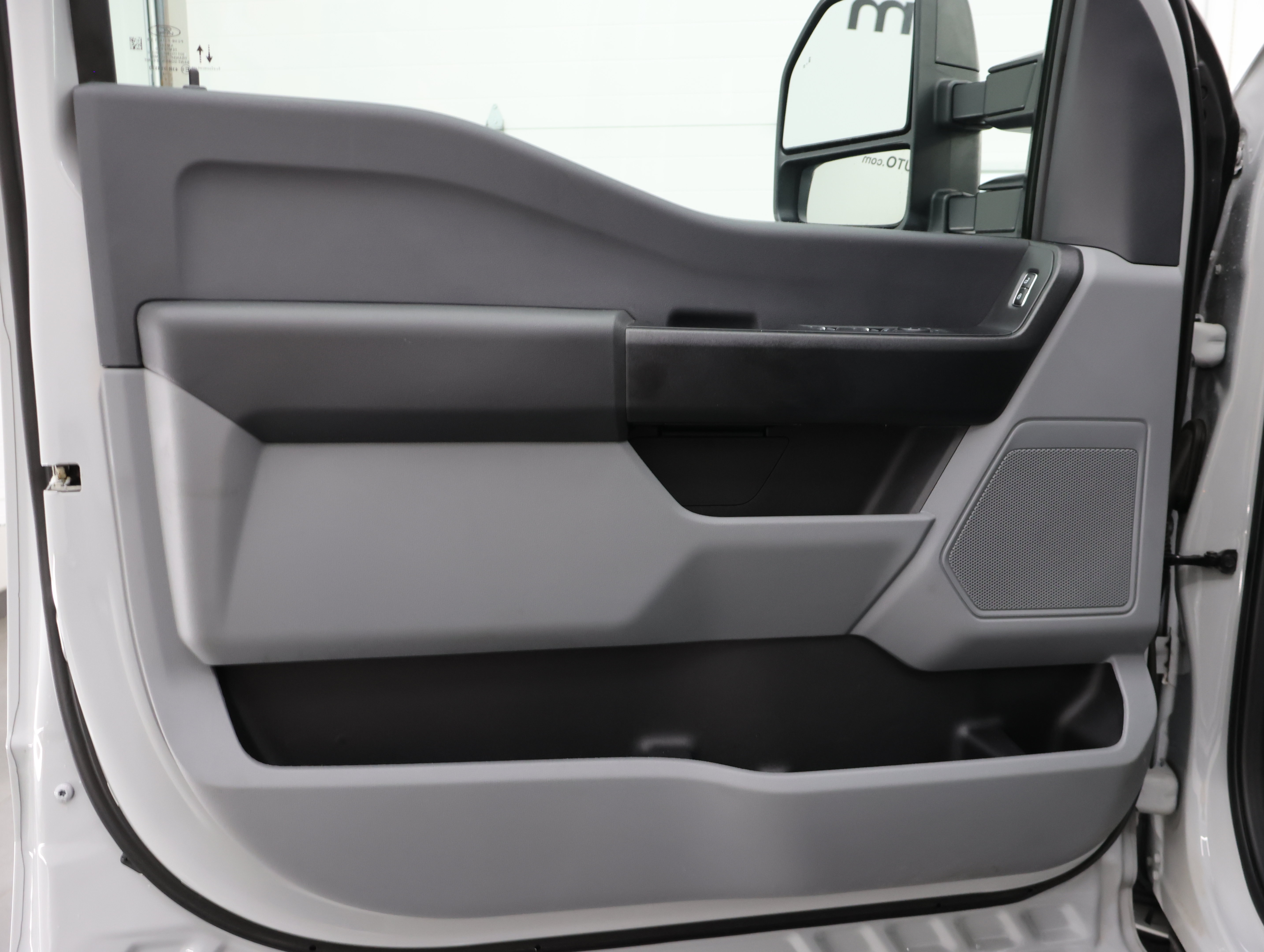 Used 2025 Ford F350 XL w/ 360-Degree Camera Package AWD/4WD image 42