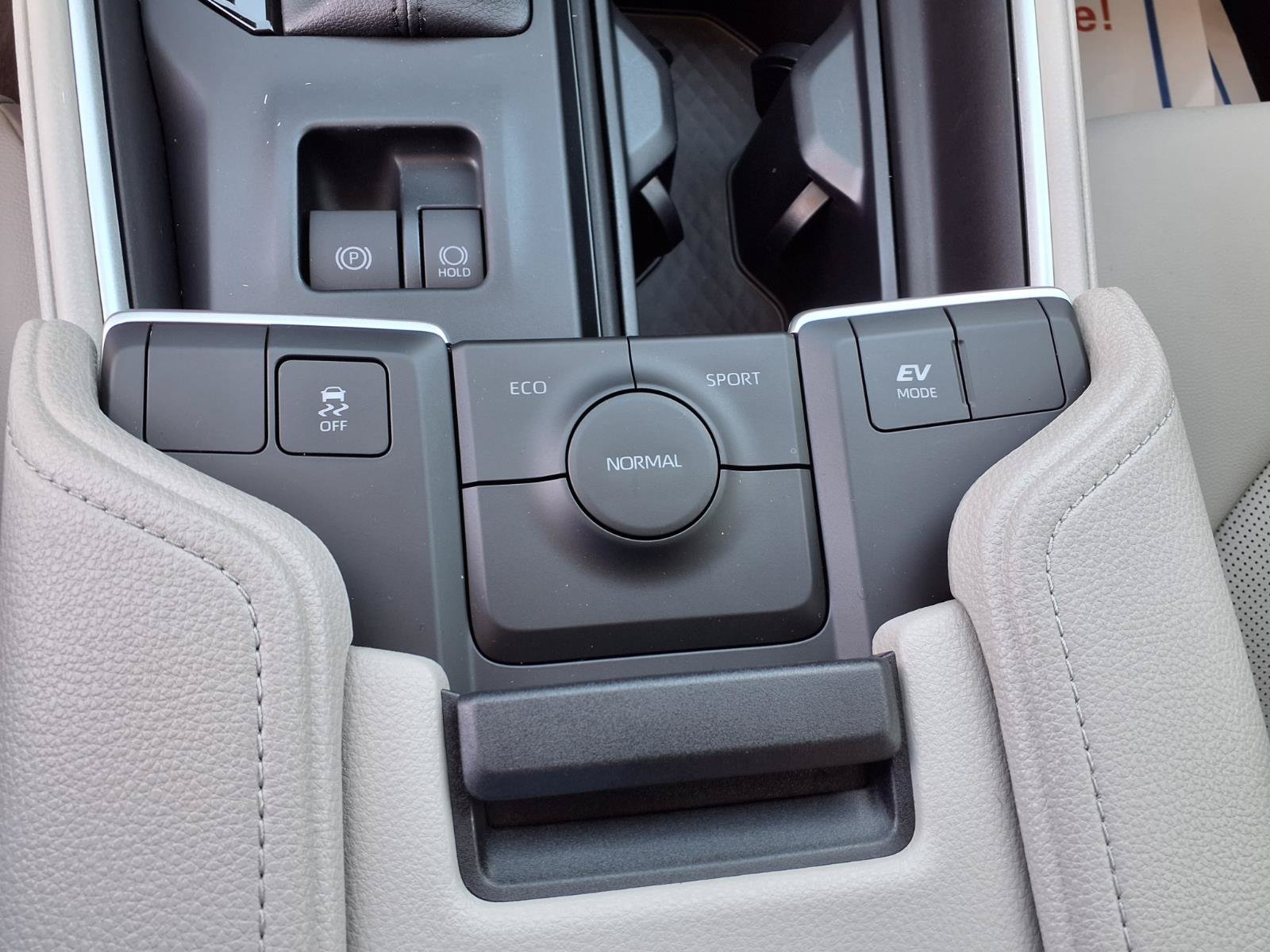 New 2026 Toyota Grand Highlander XLE FWD image 18