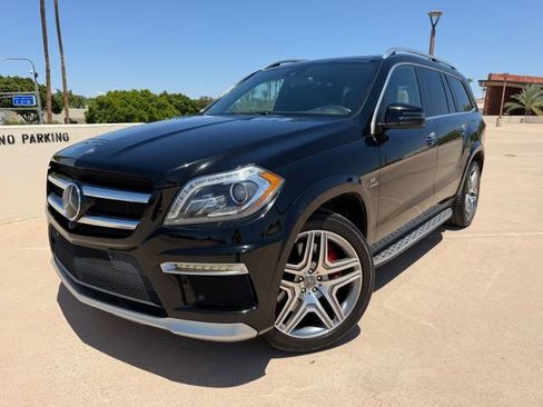 Used 2014 Mercedes-Benz GL 63 AMG 4MATIC w/ Accessory Chrome Package image 16