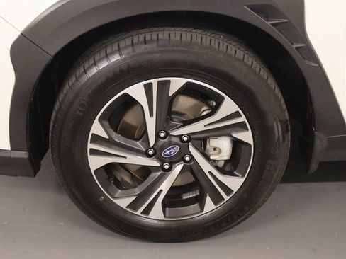 Certified 2024 Subaru Crosstrek 2.0i Premium AWD/4WD image 9