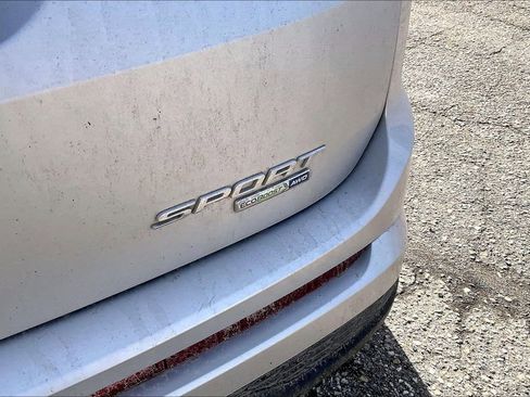 Used 2017 Ford Edge Sport AWD/4WD image 6
