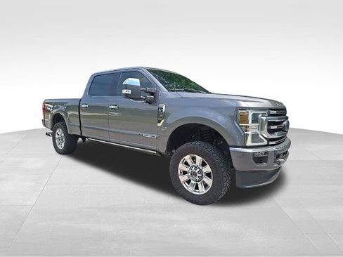 Used 2022 Ford F250 Platinum w/ FX4 Off-Road Package AWD/4WD image 11