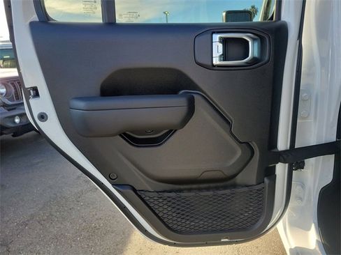 New 2026 Jeep Gladiator Sport image 12