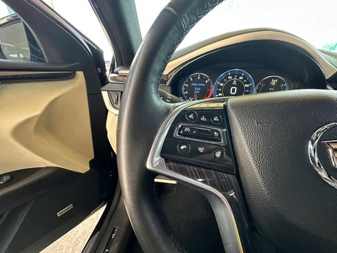 Used 2013 Cadillac XTS Platinum w/ Driver Assist Package FWD image 29