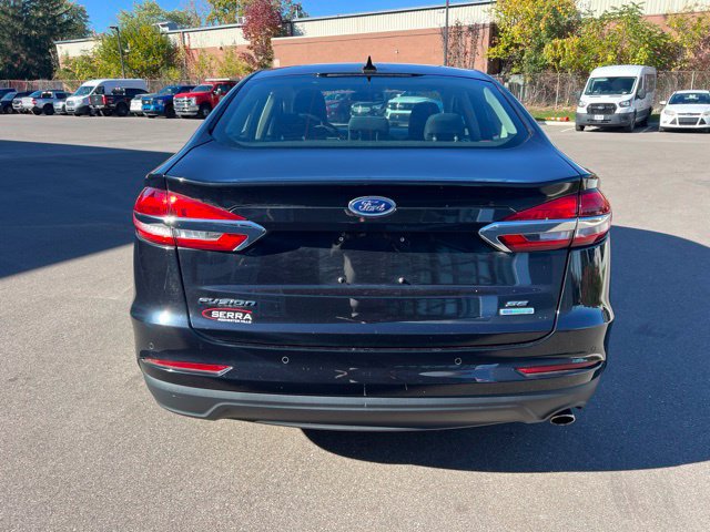 Used 2020 Ford Fusion SE FWD image 6