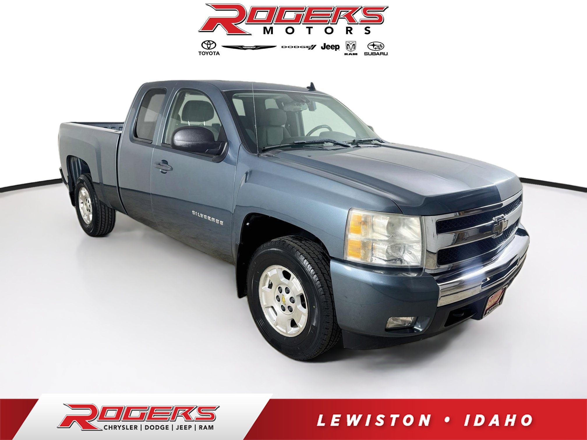 Used 2011 Chevrolet Silverado 1500 LT w/ All-Star Edition AWD/4WD image 1