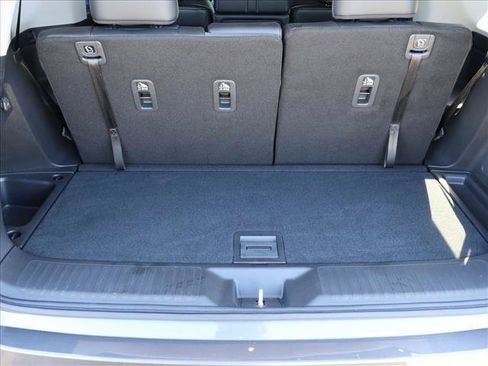 Used 2025 Honda Pilot Touring image 6