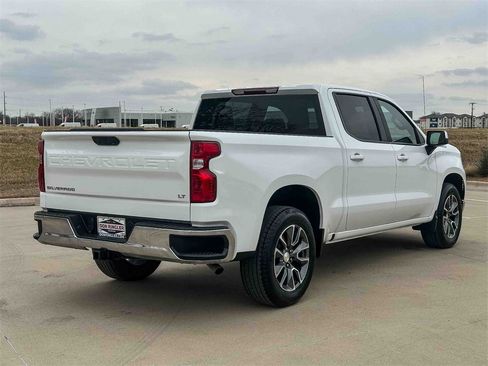 Used 2023 Chevrolet Silverado 1500 LT w/ Protection Package image 3