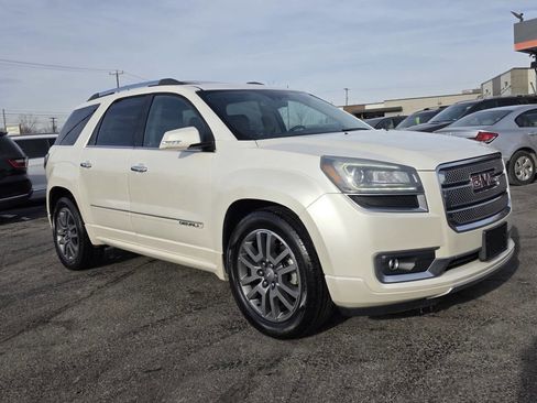 Used 2014 GMC Acadia Denali image 2
