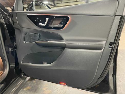 Used 2026 Mercedes-Benz GLC 300 4MATIC image 10