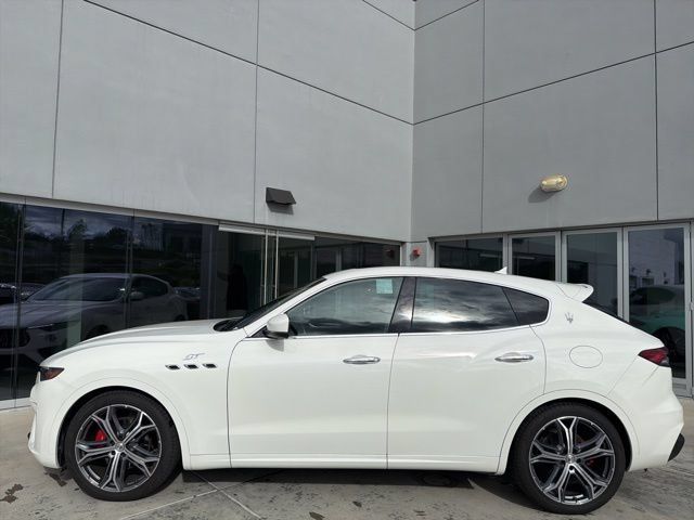Certified 2022 Maserati Levante GT AWD/4WD image 5