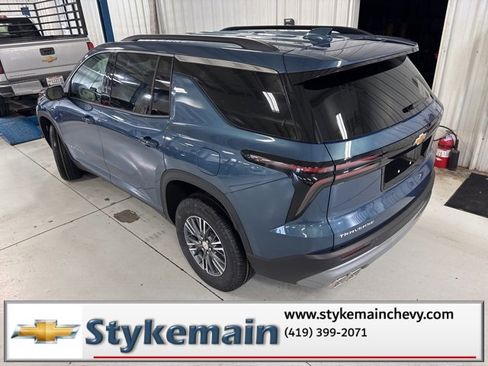 New 2026 Chevrolet Traverse LT image 7